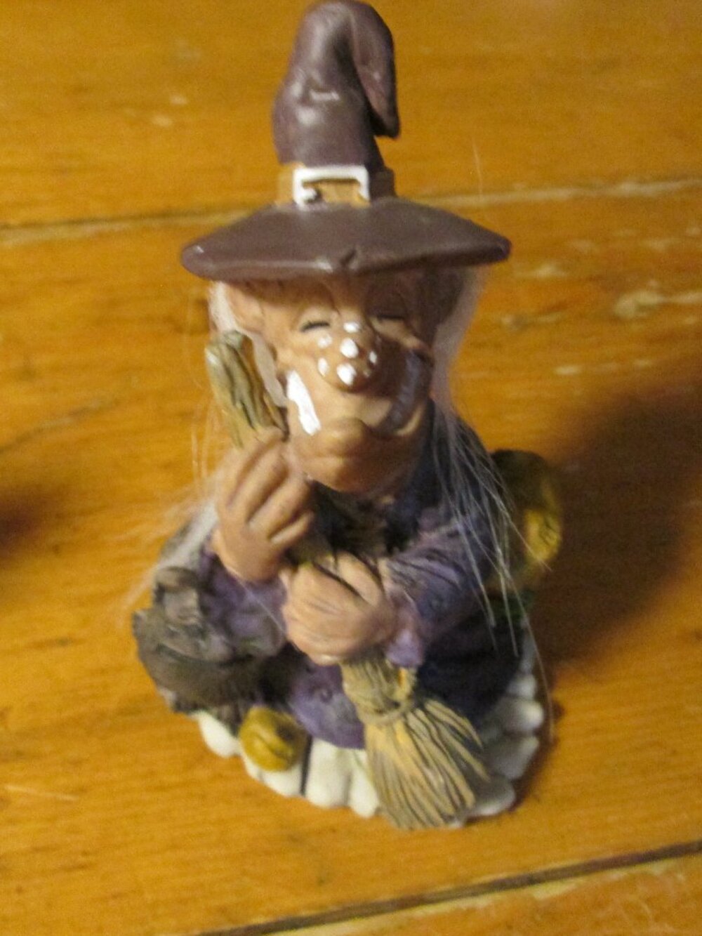 vtg Resin K's collectible creepy with with hair and big fat cat